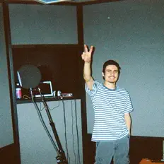 Rude Nicoを聴いたり、ミュージックビデオを鑑賞したり、経歴やツアー日程などを確認したりしましょう！