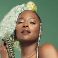 聆聽 Elle B、觀看音樂影片、閱讀小傳、查看巡演日期等！