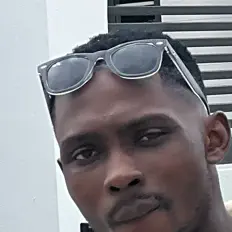 Posłuchaj wykonawcy Yemsky, obejrzyj teledyski, przeczytaj biografię, zobacz daty tras koncertowych i nie tylko!