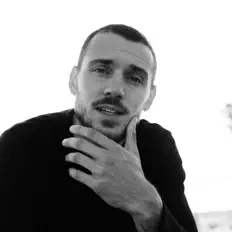 Connor Duermitを聴いたり、ミュージックビデオを鑑賞したり、経歴やツアー日程などを確認したりしましょう！