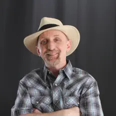 Escucha a Paul Arow, mira vídeos musicales, lee la biografía, consulta fechas de giras y mucho más.