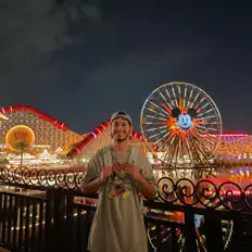 收听 Lil Sad Boi、观看音乐视频、阅读小传、查看巡演日期等 ！
