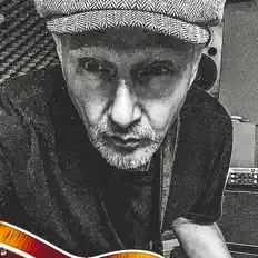 Dengarkan NIGHTSHIFT, tonton video musik, baca bio, lihat tanggal tur & lainnya!