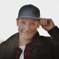 聆聽 Denning Burton、觀看音樂影片、閱讀小傳、查看巡演日期等！