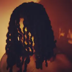 Escucha a C9, mira videos musicales, lee su biografía, consulta las fechas de las gira y más.