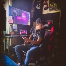 Listen to Orty, watch music videos, read bio, see tour dates & more!