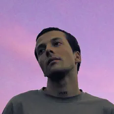 Dengarkan versus.xx, tonton video musik, baca bio, lihat tanggal tur & lainnya!