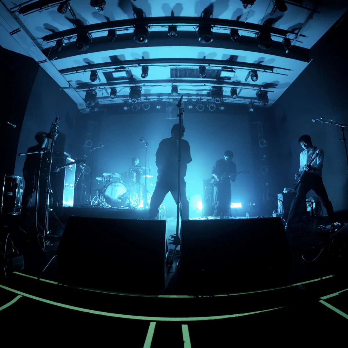 疯医乐队 - 请你呼唤我的名字 (Live) - EP (2024) [iTunes Plus AAC M4A]-新房子