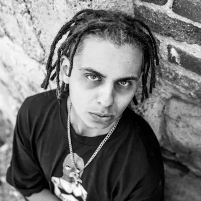 Listen to Pistola Bang, watch music videos, read bio, see tour dates & more!