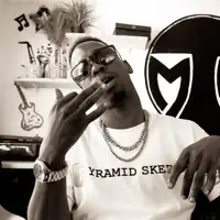 Escucha a undefined, mira videos musicales, lee su biografía, consulta las fechas de las gira y más.