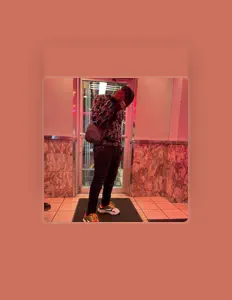 Hör dir Ahmiri Dior an, schau dir Musikvideos an, lies die Biografie, finde Tourdaten und mehr!