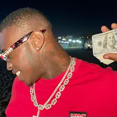 Ouça EltrapoMoochie2x, assista a videoclipes, leia a biografia, veja as datas das turnês e mais!