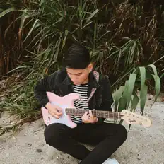 Dengarkan Dar Espinosa, tonton video musik, baca bio, lihat tanggal tur & lainnya!
