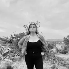 Ascolta Maria Weissman, guarda video musicali, leggi la biografia, vedi le date del tour & altro!