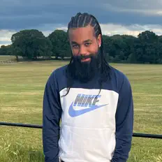 ShoSwitchを聴いたり、ミュージックビデオを鑑賞したり、経歴やツアー日程などを確認したりしましょう！