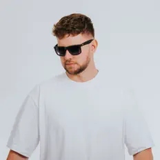 Listen to James Bluck, watch music videos, read bio, see tour dates & more!