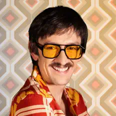 Luke Delite सुनें, म्यूज़िक वीडियो देखें, बायो पढ़ें, दौरे की तारीखें और बहुत कुछ देखें!