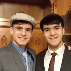 收听 Fratelli Amoroso、观看音乐视频、阅读小传、查看巡演日期等 ！