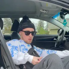 Dengarkan Dark Park, tonton video musik, baca bio, lihat tanggal tur & lainnya!