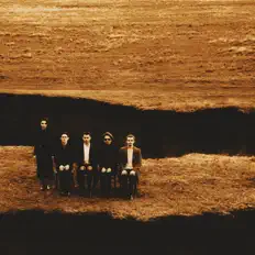 Ascolta ENZERO, guarda video musicali, leggi la biografia, vedi le date del tour & altro!