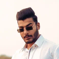 Hör dir Kamal Preet an, schau dir Musikvideos an, lies die Biografie, finde Tourdaten und mehr!