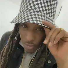 Melody Gad을(를) 듣고, 뮤직 비디오를 보고, 약력을 읽고, 투어 일정 등을 확인하세요!