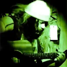 Poslechněte si interpreta Stolen Wolves, sledujte hudební videa, přečtěte si životopis, podívejte se na data turné a další informace.