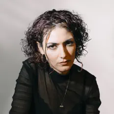 Lyla Haifa: песни, клипы, биография, даты выступлений и многое другое.