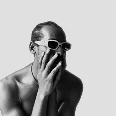 Escucha a MUGABO MGB, mira vídeos musicales, lee la biografía, consulta fechas de giras y mucho más.