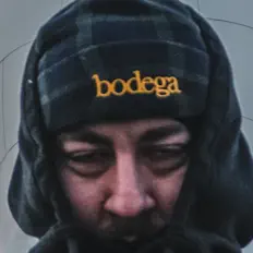 Ouve Vincent, The Owl, vê vídeos de música, lê a biografia, vê as datas da digressão e muito mais!