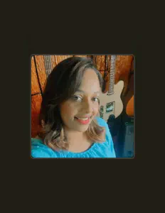 Escucha a Oficial Bruna Pinheiro, mira vídeos musicales, lee la biografía, consulta fechas de giras y mucho más.