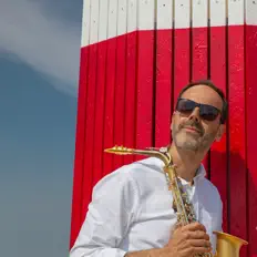 Ouça Peter Lenzin, assista a videoclipes, leia a biografia, veja as datas das turnês e mais!