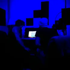 Dengarkan S and J, tonton video musik, baca bio, lihat tanggal tur & lainnya!