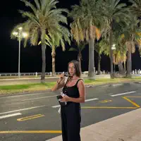 Ascolta undefined, guarda video musicali, leggi la biografia, vedi le date del tour & altro!