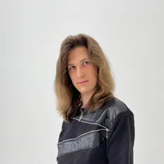 Listen to Александр Кулешов, watch music videos, read bio, see tour dates & more!