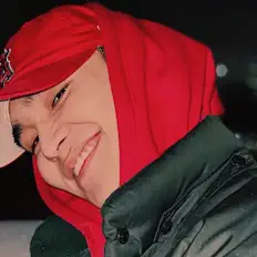 Poslechněte si interpreta Bagamuze, sledujte hudební videa, přečtěte si životopis, podívejte se na data turné a další informace.