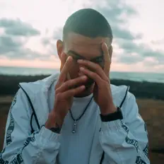 Tryple을(를) 듣고, 뮤직 비디오를 보고, 약력을 읽고, 투어 일정 등을 확인하세요!