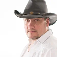 Escucha a Cory Gallant, mira videos musicales, lee su biografía, consulta las fechas de las gira y más.