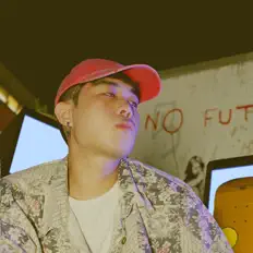 Escucha a J L, mira videos musicales, lee su biografía, consulta las fechas de las gira y más.
