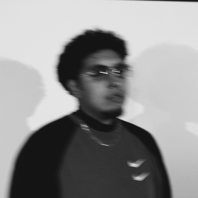Listen to YoungMarrs, watch music videos, read bio, see tour dates & more!