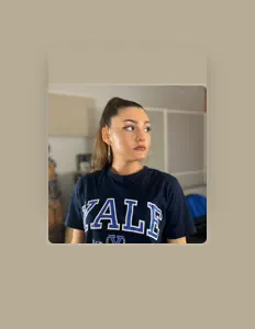 Evelyn Luca: песни, клипы, биография, даты выступлений и многое другое.