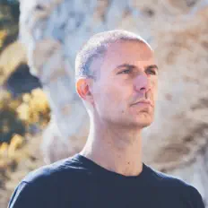 收听 Andrea Martini、观看音乐视频、阅读小传、查看巡演日期等 ！