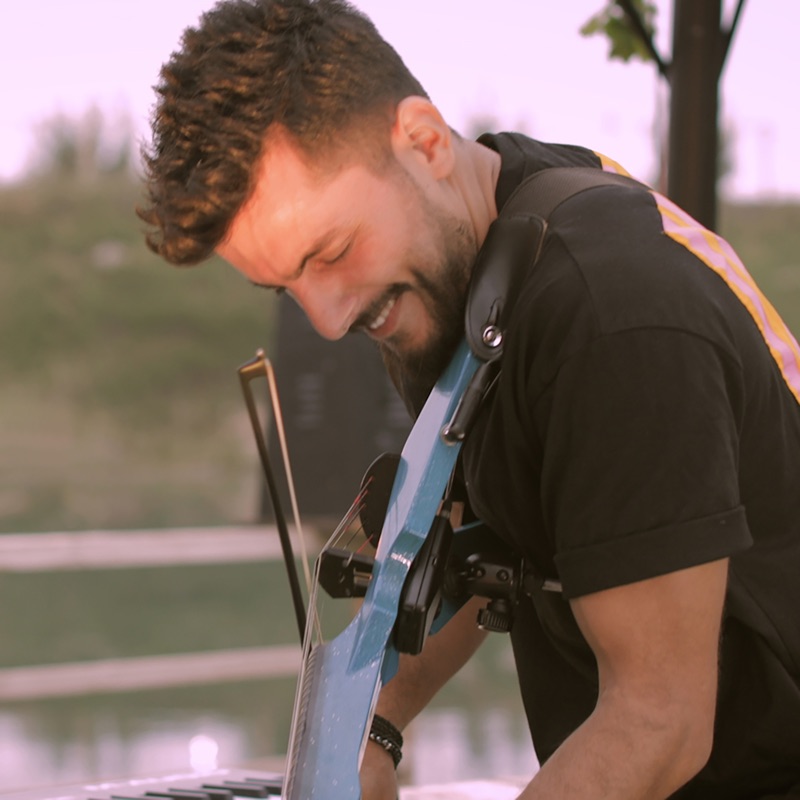 Song - Siraa (feat. Yves Youness YY) - Andre Soueid