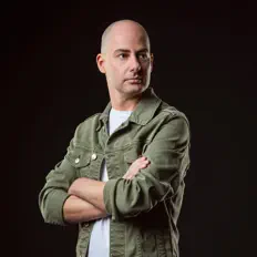 Écoutez X-TOF, regardez des vidéoclips, lisez la biographie, consultez les dates de tournée et plus encore !