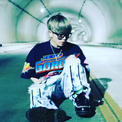 Listen to Ritoru nago, watch music videos, read bio, see tour dates & more!