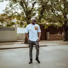 Ouça Eye Vee MZN, assista a videoclipes, leia a biografia, veja as datas das turnês e mais!