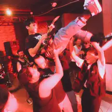 Dengarkan Motorbreath, tonton video musik, baca bio, lihat tanggal tur & lainnya!