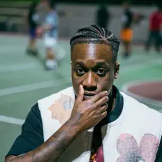 聆聽 Nii France、觀看音樂影片、閱讀小傳、查看巡演日期等！