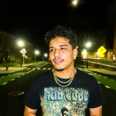 Ouve Phoenix Rios, vê vídeos de música, lê a biografia, vê as datas da digressão e muito mais!