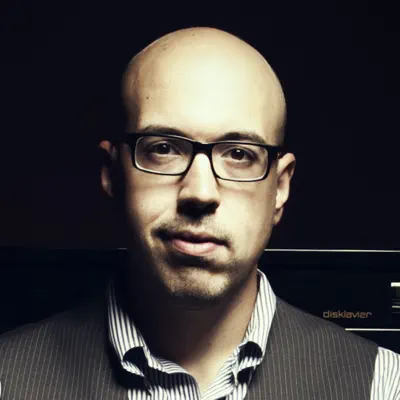 Listen to Martin Spitznagel, watch music videos, read bio, see tour dates & more!